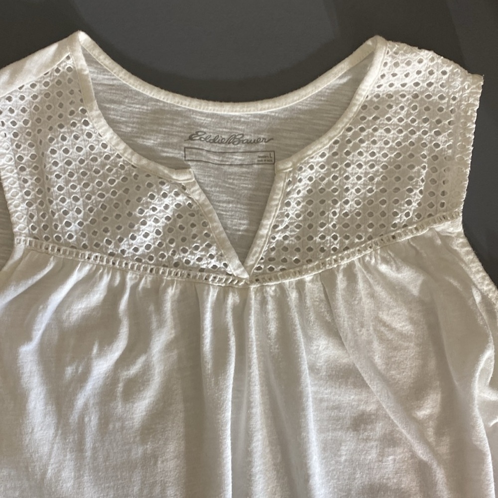 Women’s Eddie Bauer tank top - Picture 4 of 7